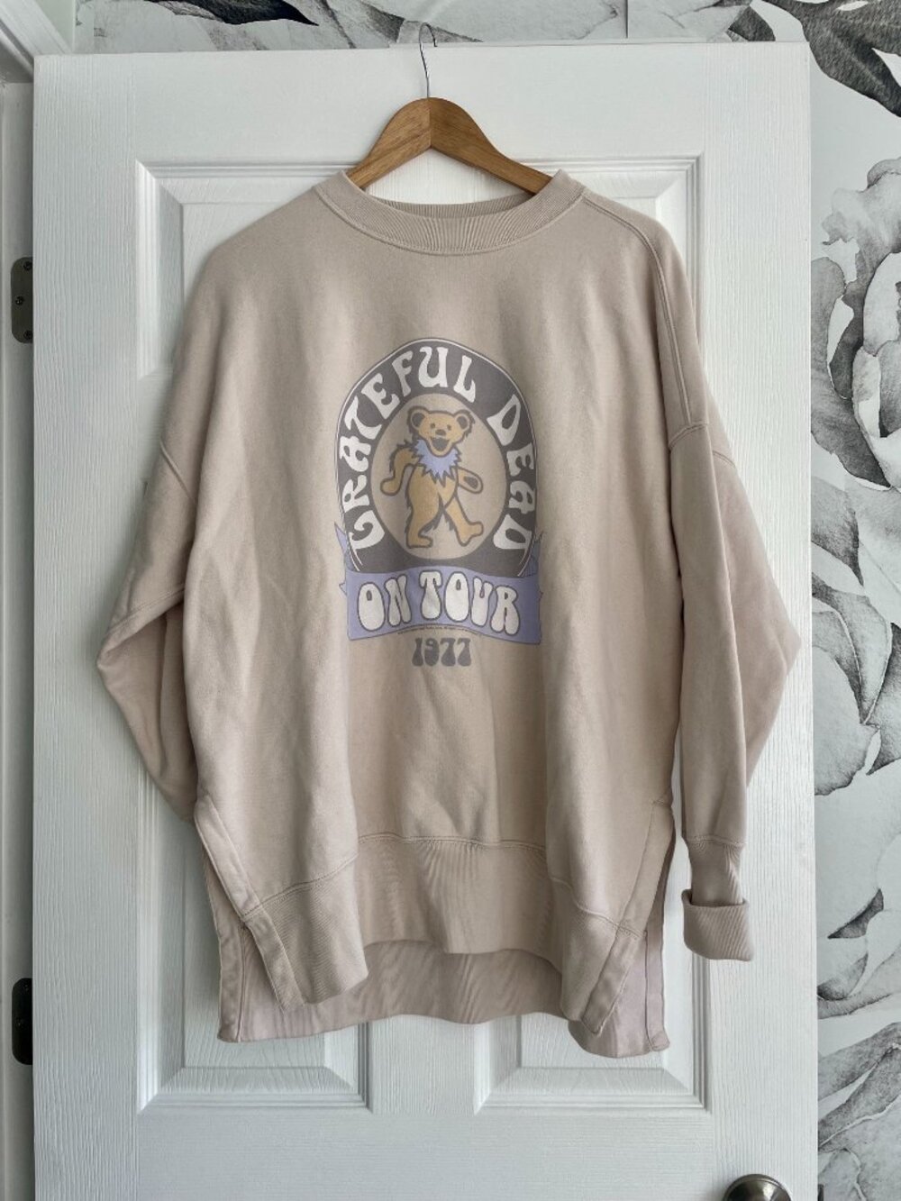 Grateful Dead 1977 Tour Sweatshirt – Abercrombie & Fitch Soft A&F Collection (L)